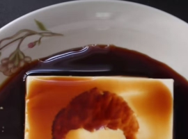 豆腐上的刘德华像 / 邓坚才