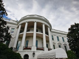 特朗普称将不会再有石油或资金流入古巴